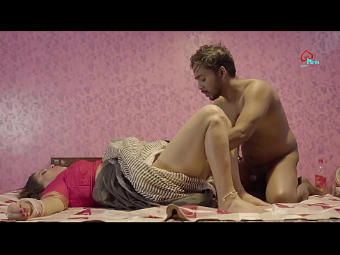 ❤️ web series: i love you Daadi She taught him how to have sex with a girl !!! ❤❌ Sex video at us