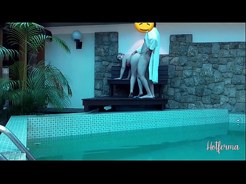 ❤️ Boss invites maid to the pool, but couldn't resist a hot ❤❌ Sex video at us